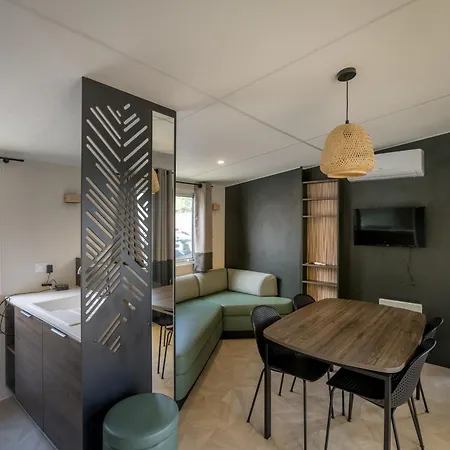 Camping Eureka&bloemenduin 2*